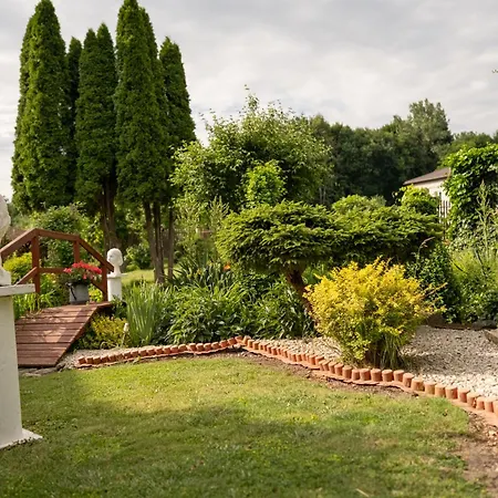 Otulisko - Piekny Ogrod, Basen, Cisza, Zwiedzanie Atrakcji, Blisko Baltow Apartment