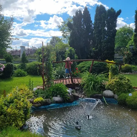 Apartment Otulisko - Piekny Ogrod, Basen, Cisza, Zwiedzanie Atrakcji, Blisko Baltow