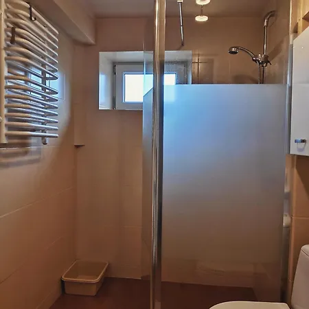 Otulisko - Piekny Ogrod, Basen, Cisza, Zwiedzanie Atrakcji, Blisko Baltow Apartment Kunow