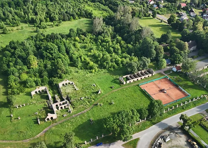 Otulisko - Piekny Ogrod, Basen, Cisza, Zwiedzanie Atrakcji, Blisko Baltow Apartment Kunow